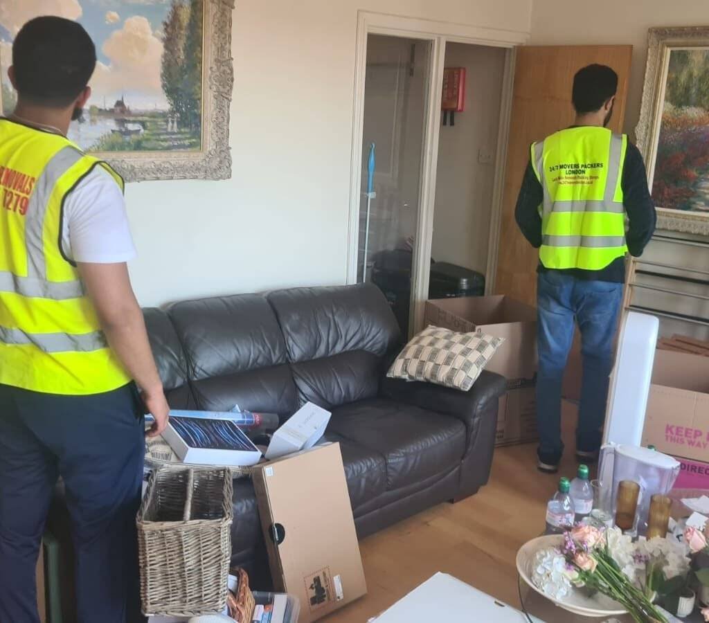 Stress-Free Home Removals Across London â Book Anytime