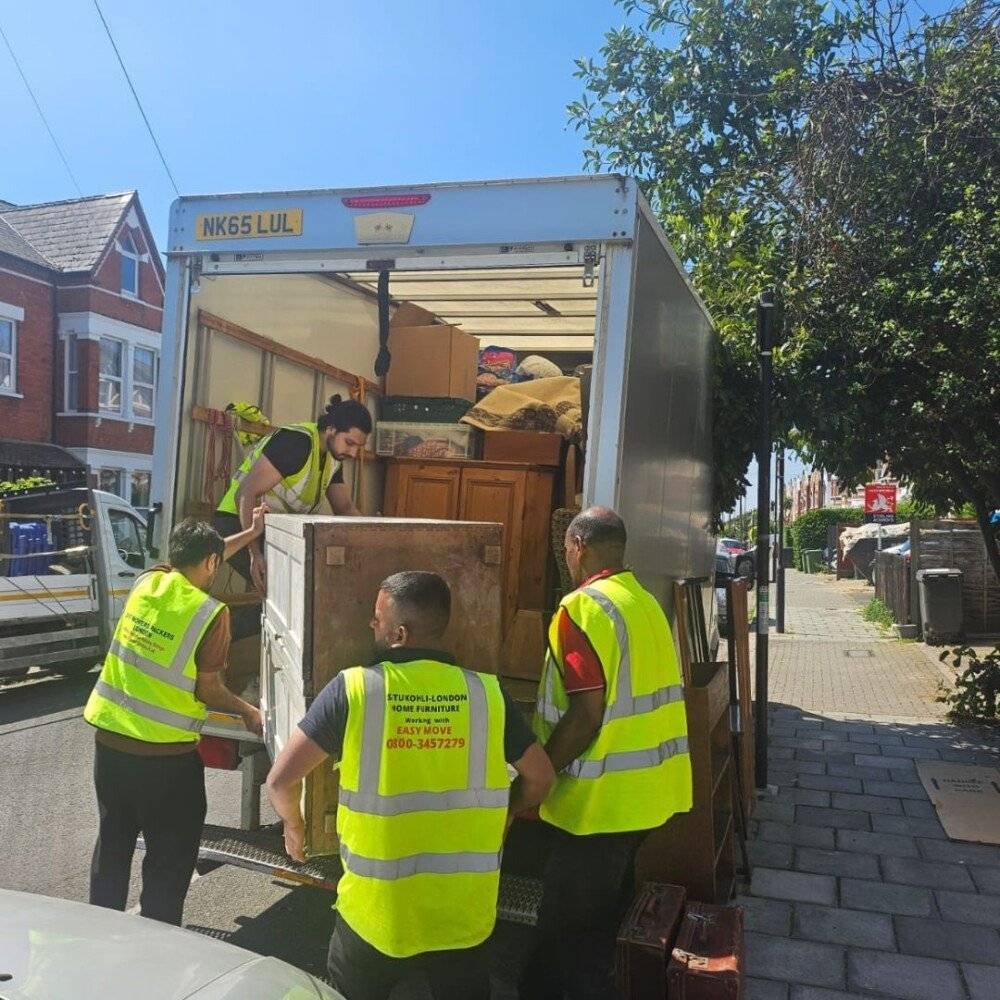 Save Time & Money: Expert Advice on Hiring a Man with a Van in Victoria