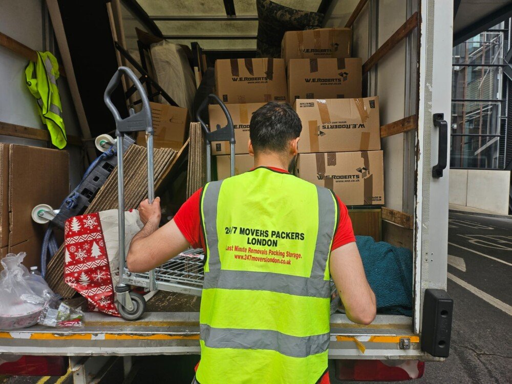 last minute moving company London