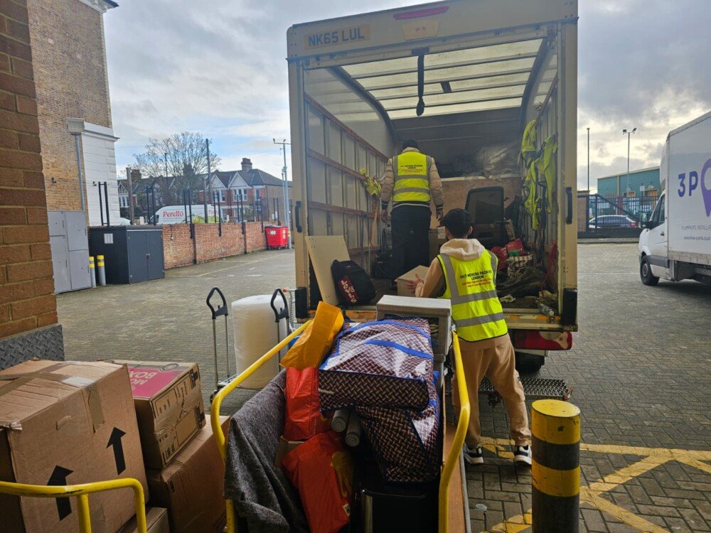 Removals packing and storage London services