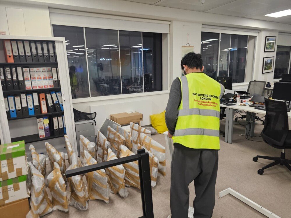 Removals packing and storage London services